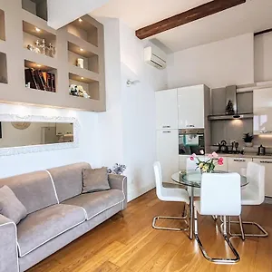Borgo San Jacopo Superior By 360rentals , Florence Italy