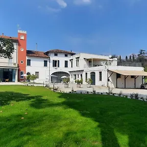 Country Esmera , Desenzano del Garda Italy